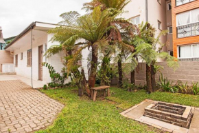LOCALIZAÇÃO EXCELENTE CASA PARA 4 PESSOAS - A poucos metros da Catedral de Pedra